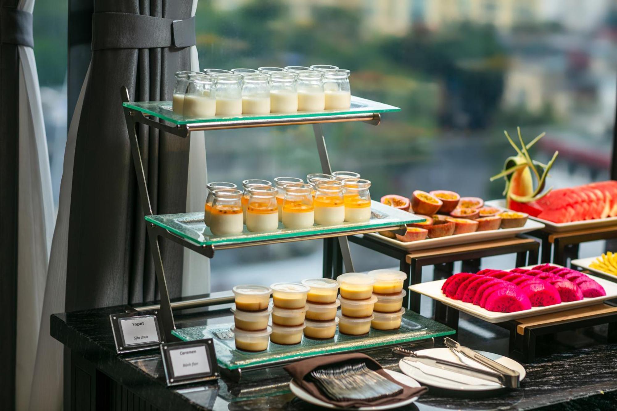 فندق ماي دي فيل أولد كوارتر هانوي المظهر الخارجي الصورة A dessert buffet